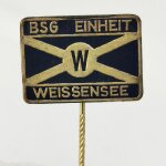 Fussball Anstecknadel BSG Einheit Weissensee DDR Berlin Bezirk Berlin